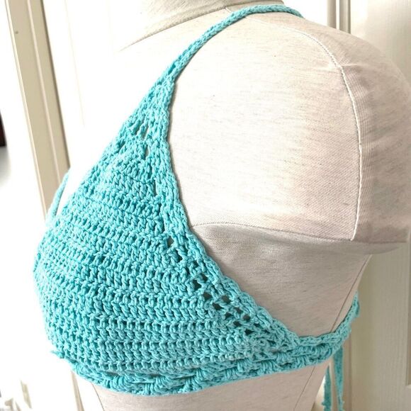 Bali Chic Blue crocheted bikini top - Picture 2 of 11
